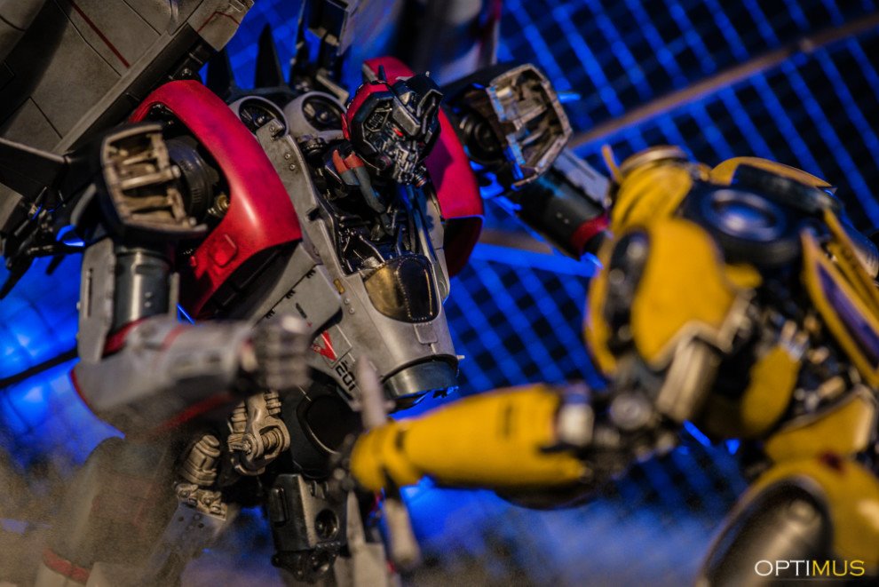 3A Blitzwing Vs BumbleBee Showdown Image Gallery